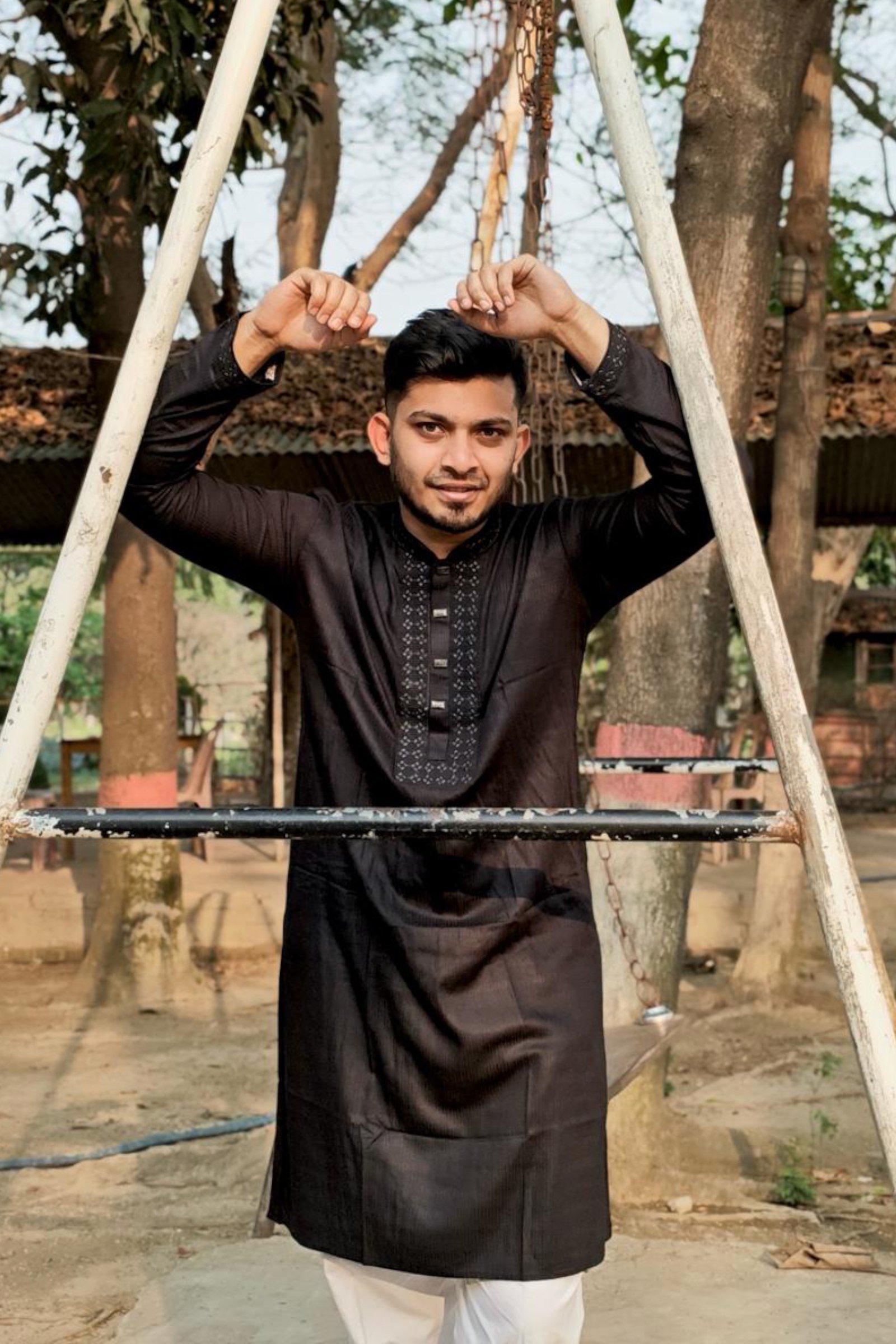 photo_6143219129838669069_w